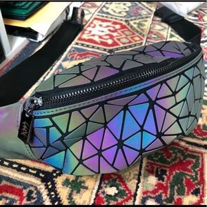 luminesk fanny pack
